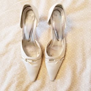 Stuart Weitzman Ivory Satin Heels